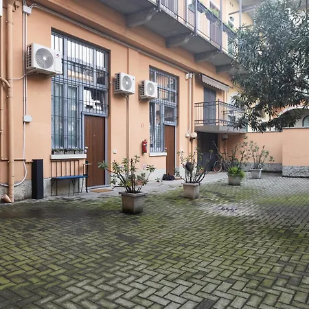 Moderno E Confortevole Loft Tra Navigli E Bocconi