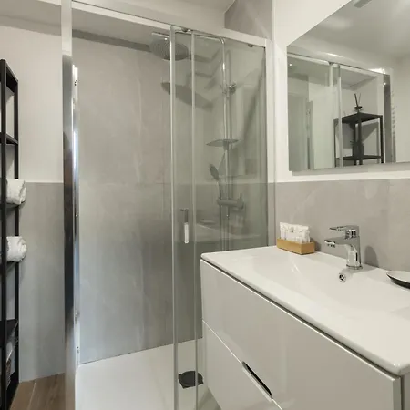 Moderno E Confortevole Loft Tra Navigli E Bocconi Holiday home Milan